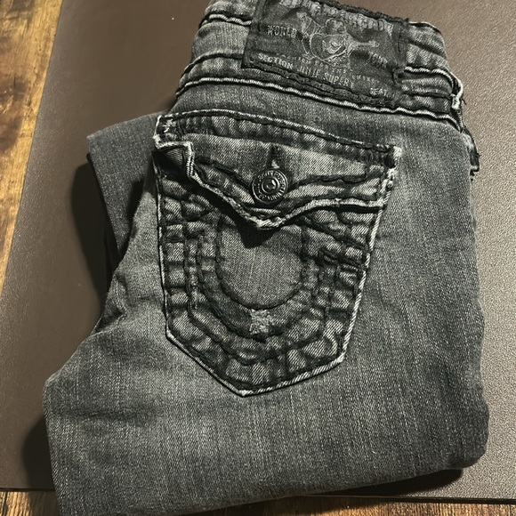 True Religion washed blk distressed jeans - Picture 15 of 15